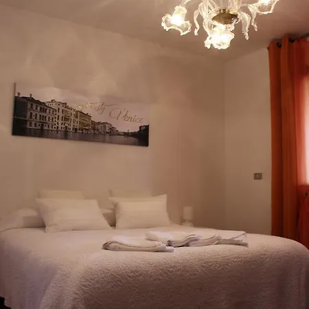 Bed & Breakfast Airport Venice Diego 2 Tessera