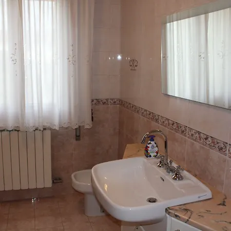 Bed & Breakfast Airport Venice Diego 2 3*